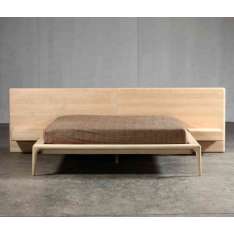 Artisan Latus bed
